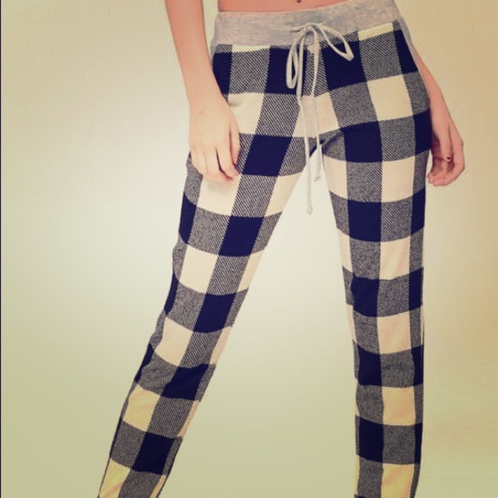 💛Buffalo Plaid Joggers